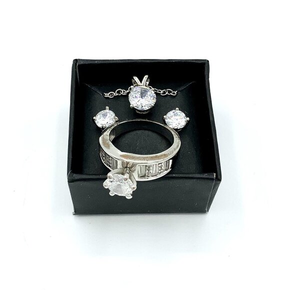 Cubic Zirconia Round Set - Necklace, Earrings & Ring in Box - Picture 1 of 10
